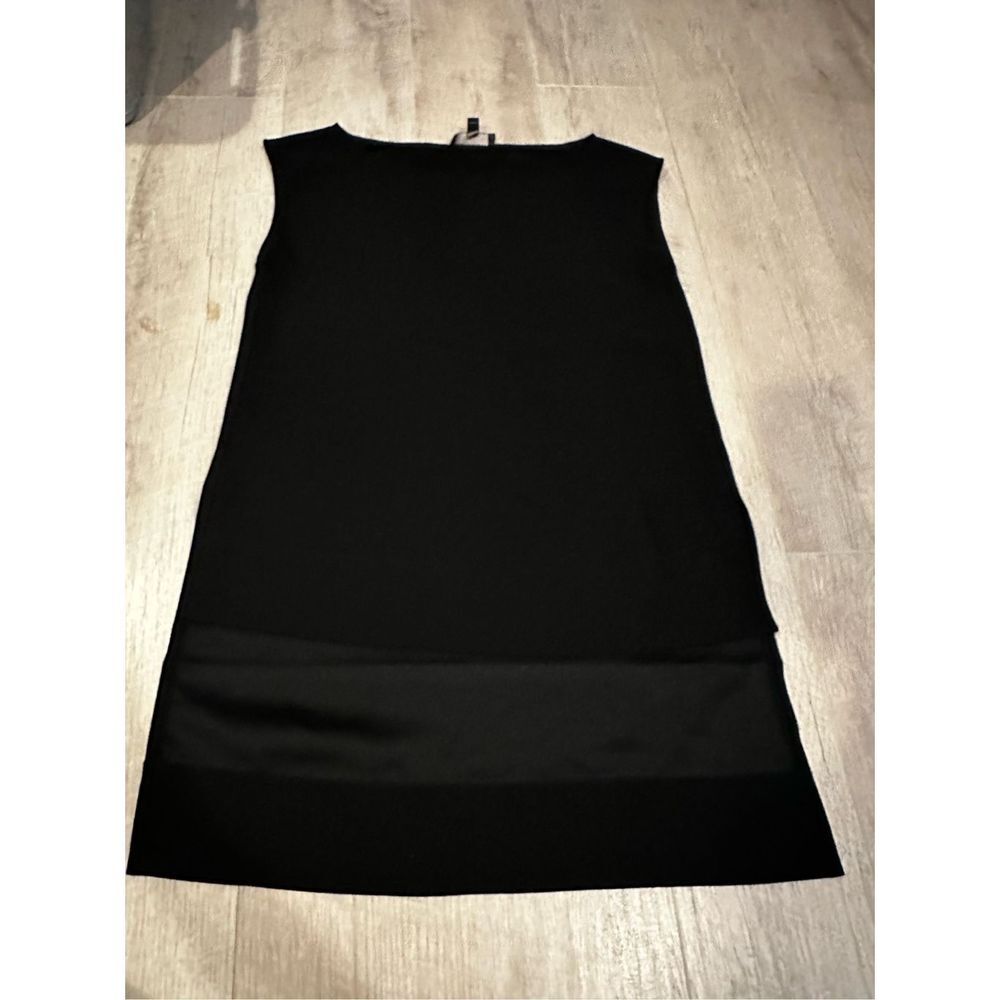 Banana Republic Sleeveless Blouse - Black, Small - Office/Work Business Casual T